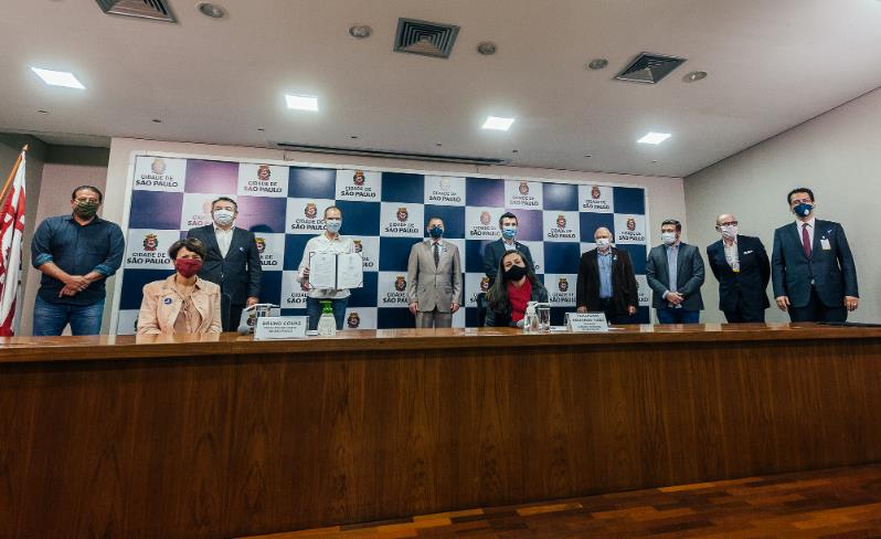 CRA-SP assina termo de compromisso para reabertura de escritórios de serviços no município de São Paulo