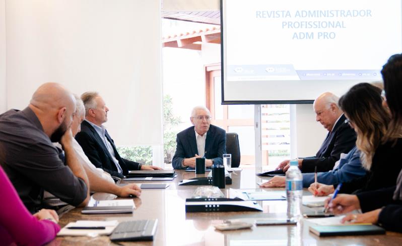 CRA-SP reúne novo Comitê Editorial da Revista ADM PRO
