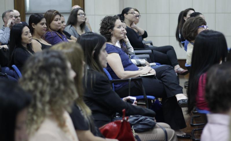 Liderança, marketing, carreira e maternidade foram os temas das palestras desta quinta-feira, na Semana Temática Mulheres em Foco