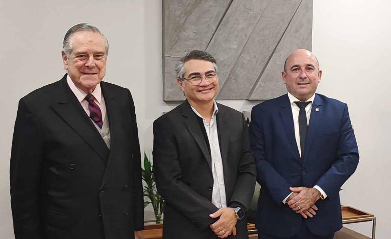 CRA-SP e CFA reúnem-se com a Febraban para falar sobre a importância do profissional da Administração