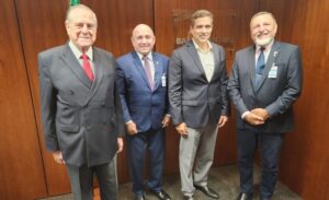 Roberto Campos Neto, do Banco Central, recebe presidente do CRA-SP